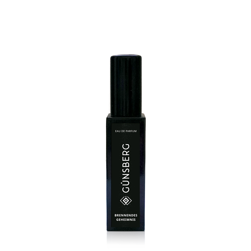 Produktfoto_brennendesgeheimnis_Parfum
